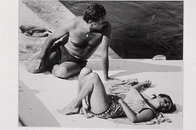 Marcello Geppetti, (detail) Elizabeth Taylor and Richard Burton, 1962; Cour...