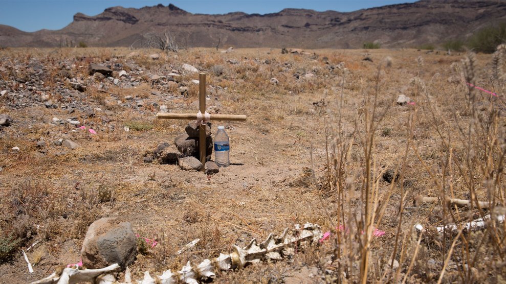 2020 Was the Deadliest Year on Record for Migrants Crossing the Arizona  Desert – Mother Jones