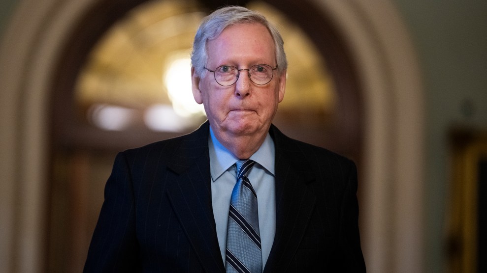 The Internet Can'T Stop Dunking On Mitch Mcconnell