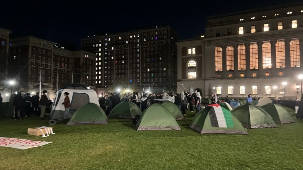 Police Loom as Pro-Palestine Students Occupy Columbia University 2
