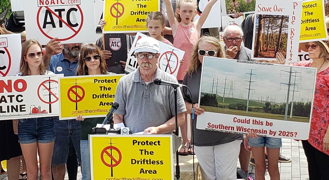 An Epic Battle Over 1 Mile of Land in Wisconsin Is Tearing Environmentalists Aside – Mom Jones