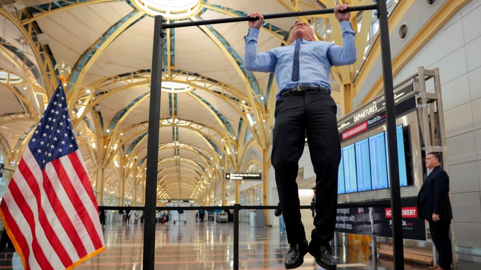 RFK Jr. attempts some pull-ups at the airport