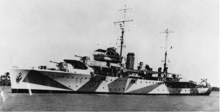 HMAS Yarris in Dazzle Camouflage