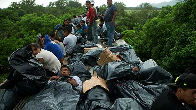 Mexican Government: Freight Trains Are Now Off-Limits to Central American  Migrants – Mother Jones