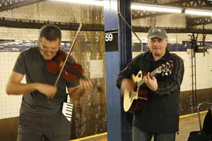 mojo-photo-subwaymusicians.jpg